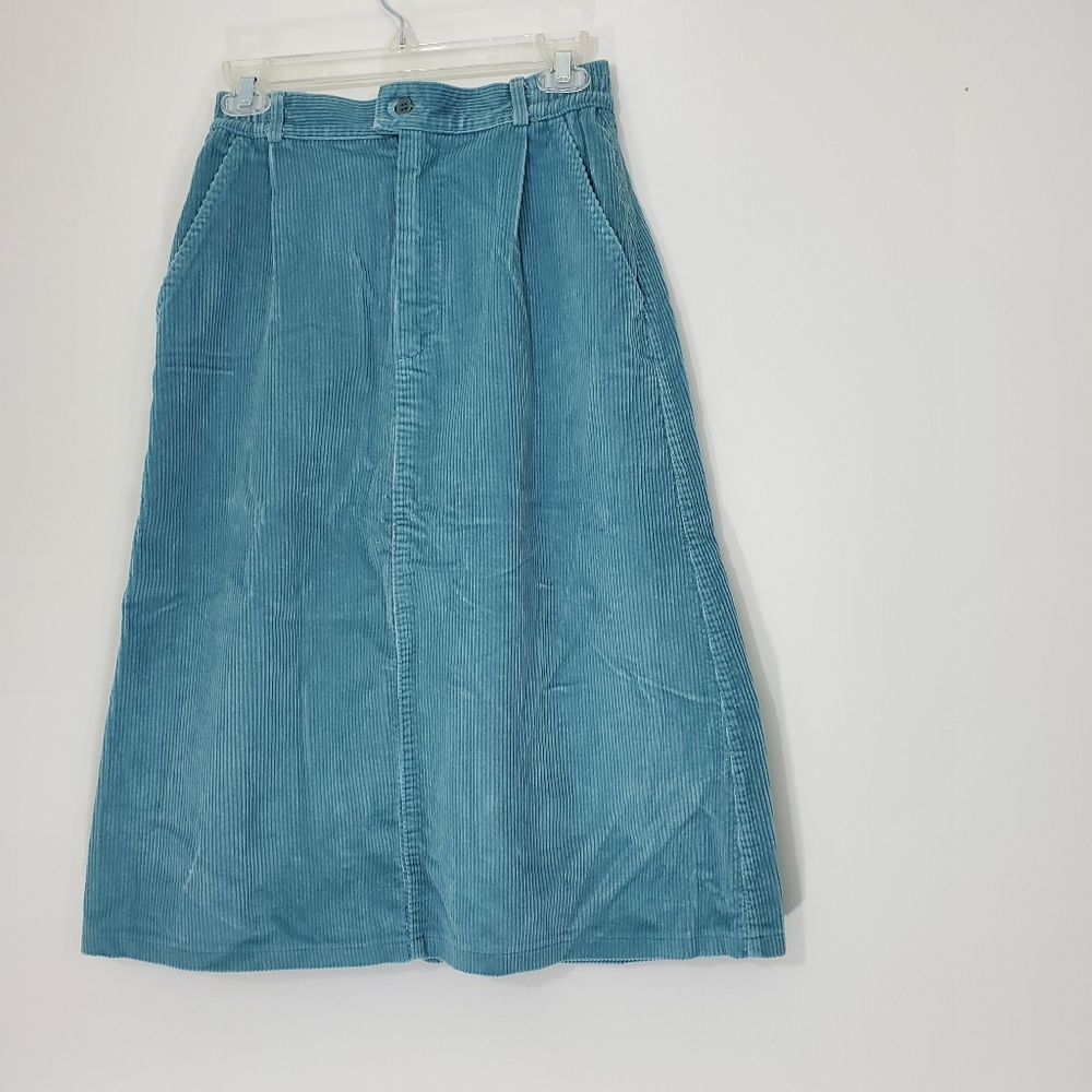 L.L. Bean Green Skirt, Size 10 (see measurements)